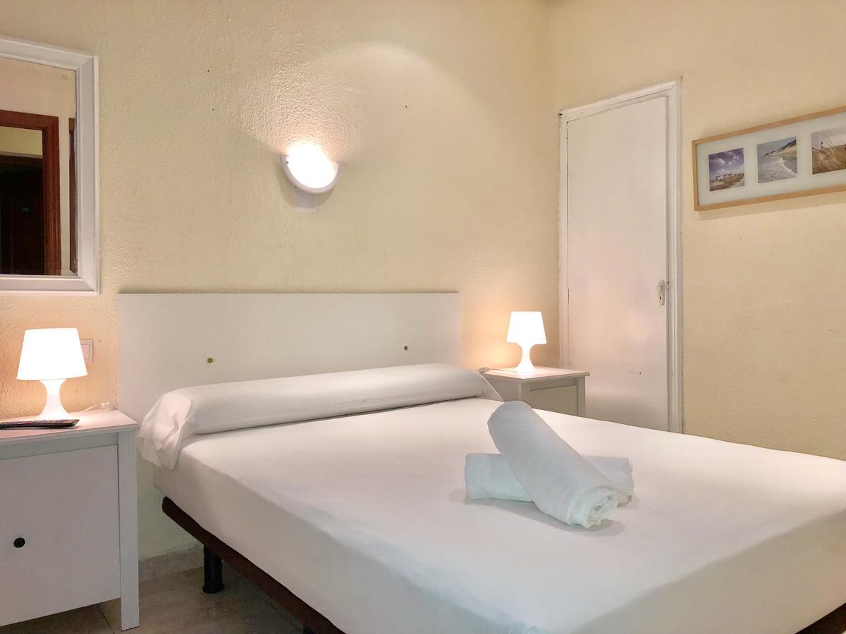 Hostal Arriaza Madrid Esterno foto
