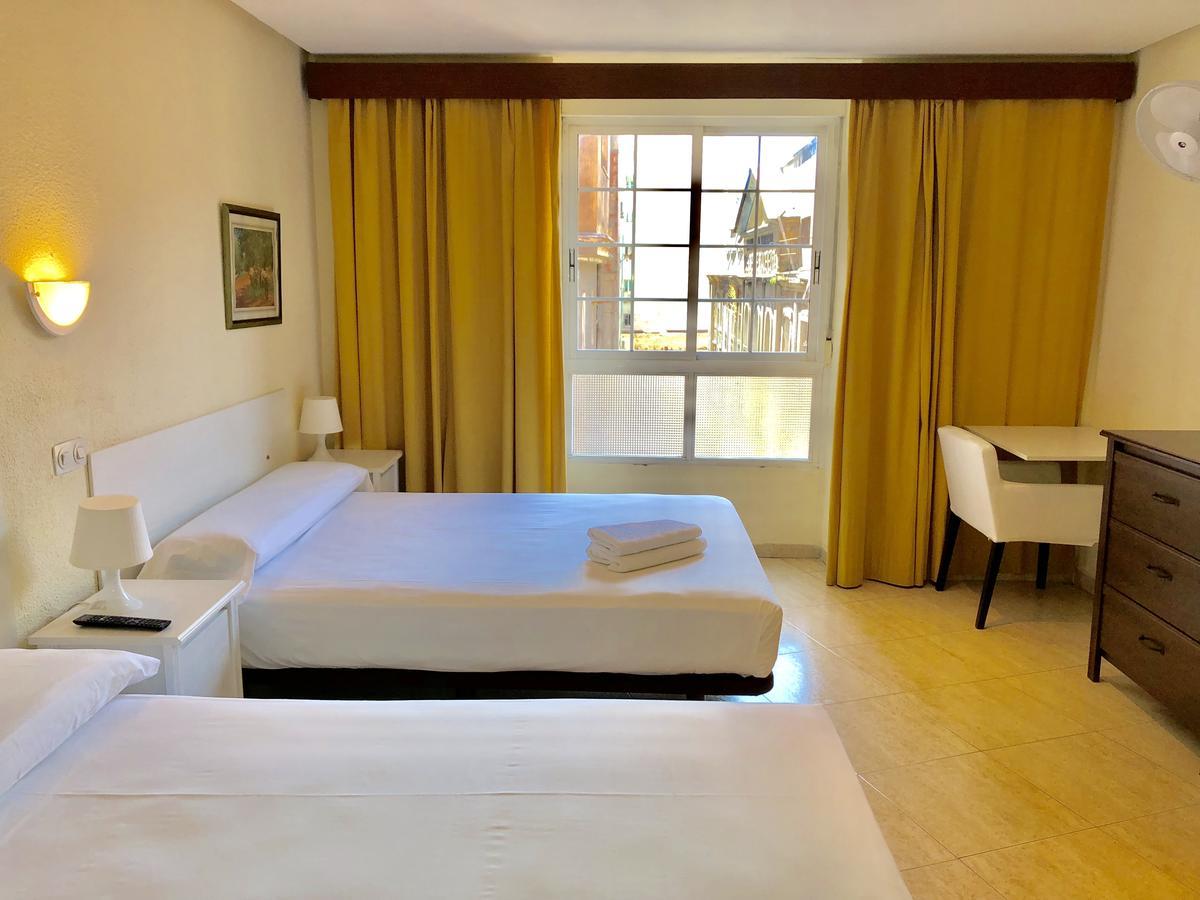 Hostal Arriaza Madrid Esterno foto