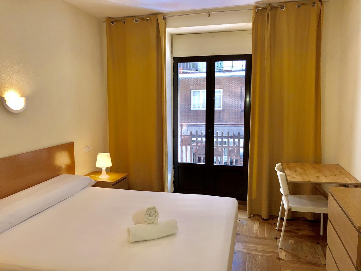 Hostal Arriaza Madrid Esterno foto
